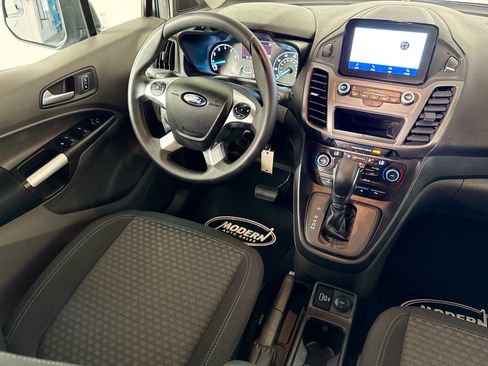 Used 2023 Ford Transit Connect XLT FWD image 30