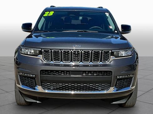 Certified 2023 Jeep Grand Cherokee L Limited w/ Luxury Tech Group II image 4