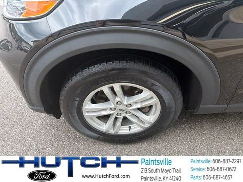 Used 2021 Ford Explorer XLT w/ Class III Trailer Tow Package AWD/4WD image 10