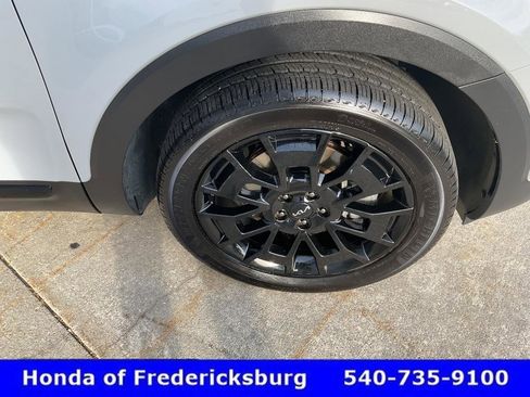 Used 2022 Kia Telluride EX w/ EX Premium Package AWD/4WD image 13