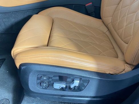 Certified 2024 BMW X5 M60i image 11