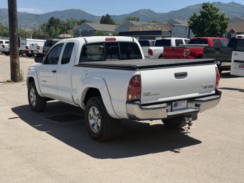 Used 2008 Toyota Tacoma PreRunner RWD image 6