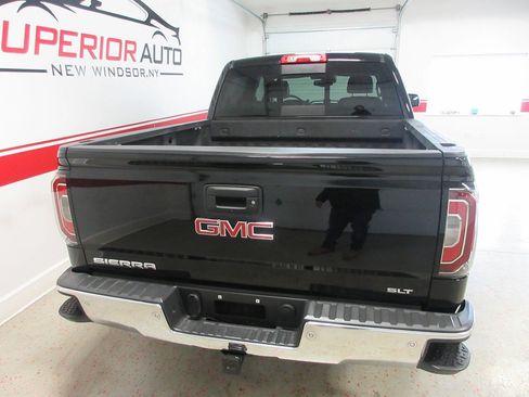 Used 2018 GMC Sierra 1500 SLT image 13