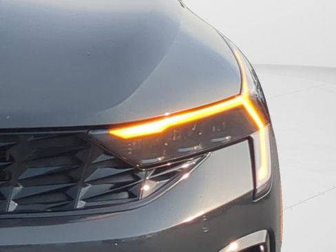 Used 2025 Kia K5 LXS FWD image 23
