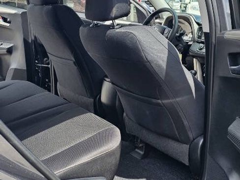 Used 2015 Toyota RAV4 XLE FWD image 12