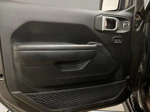 Used 2024 Jeep Wrangler Unlimited Sport AWD/4WD image 14