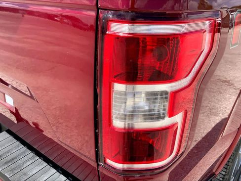 Used 2018 Ford F150 XLT w/ Equipment Group 302A Luxury AWD/4WD image 30