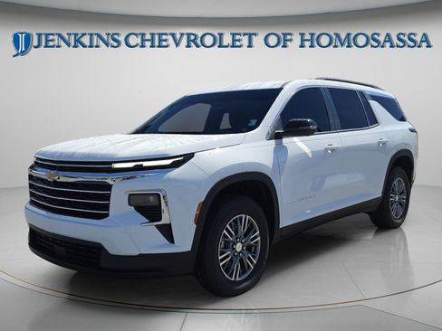New 2027 Chevrolet Traverse LT w/ Driver Confidence Package FWD image 11