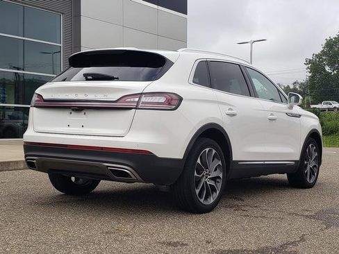 Used 2022 Lincoln Nautilus Reserve image 8