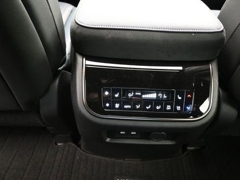 New 2026 INFINITI QX80 SPORT image 19