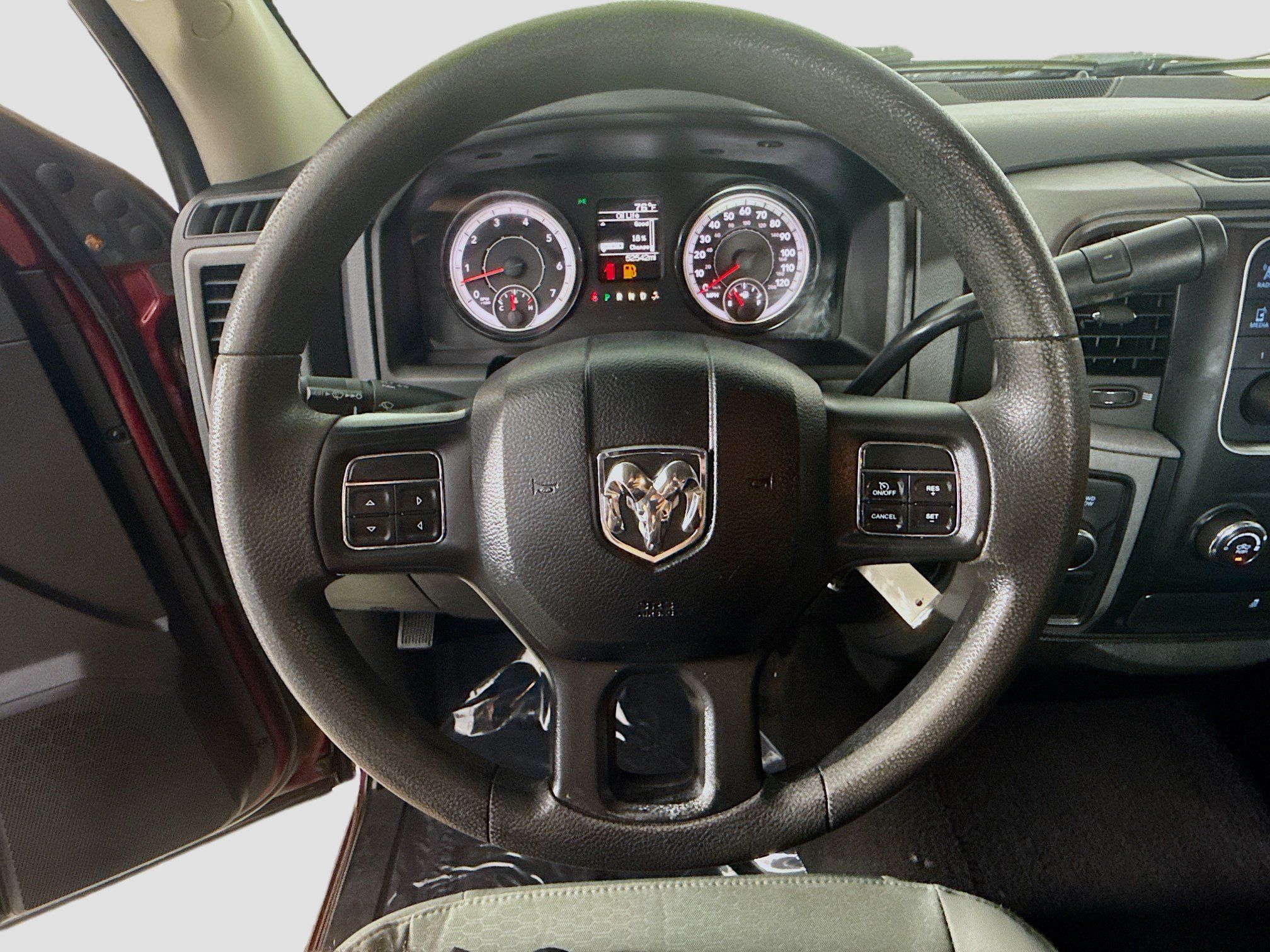 Used 2019 RAM 1500 ST AWD/4WD image 13