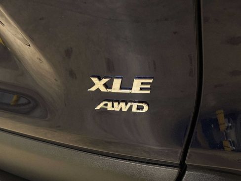 Used 2025 Toyota RAV4 XLE w/ Convenience Package AWD/4WD image 27