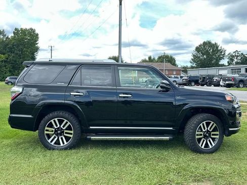 Used 2022 Toyota 4Runner Limited image 6