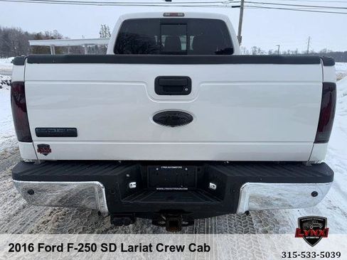 Used 2016 Ford F250 Lariat w/ Lariat Ultimate Package image 4