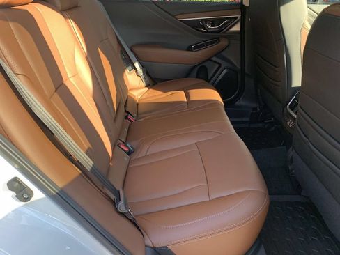 New 2025 Subaru Outback Touring w/ Popular Package #2 AWD/4WD image 10