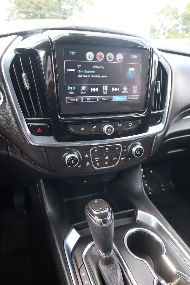 Used 2018 Chevrolet Traverse LT w/ LPO, Floor Liner Package AWD/4WD image 22