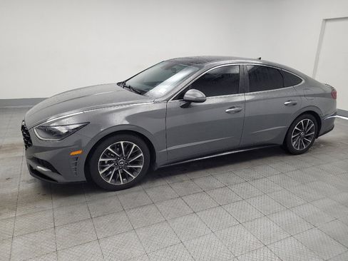 Used 2020 Hyundai Sonata Limited w/ Cargo Package FWD image 2