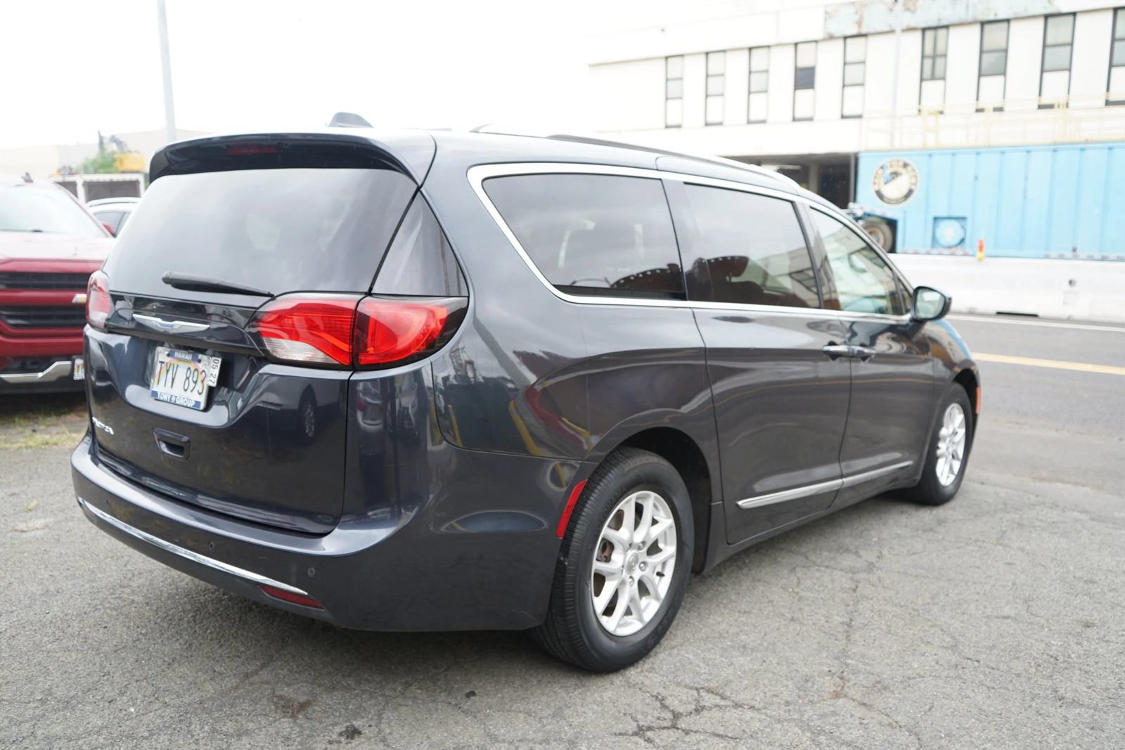 Used 2020 Chrysler Pacifica Touring-L FWD image 22