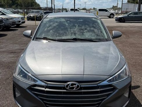 Used 2019 Hyundai Elantra SEL FWD image 2
