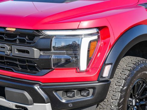Used 2025 Ford F150 Raptor AWD/4WD image 8