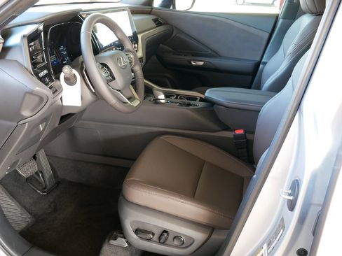 New 2026 Lexus TX 350 FWD image 4