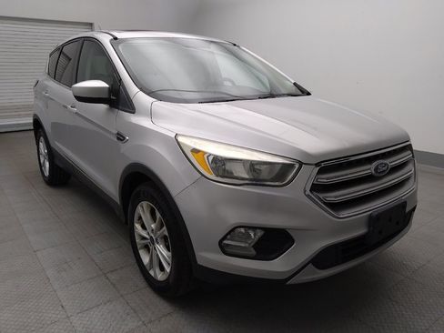 Used 2017 Ford Escape SE AWD/4WD image 13