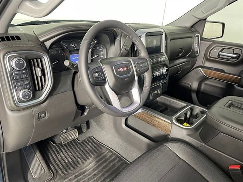 Certified 2022 GMC Sierra 1500 Elevation w/ Driver Alert Package I image 3