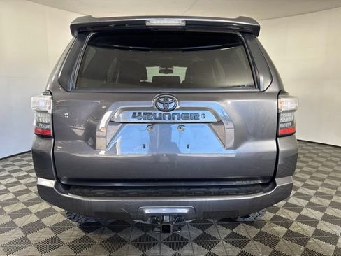 Used 2018 Toyota 4Runner SR5 Premium AWD/4WD image 21