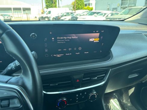 Used 2025 Buick Encore GX Preferred FWD image 20