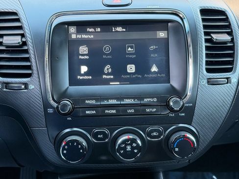 Used 2018 Kia Forte S w/ S Technology Plus Package FWD image 38