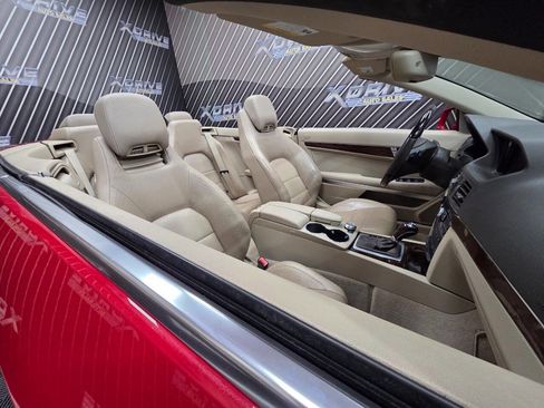 Used 2011 Mercedes-Benz E 350 Cabriolet image 11