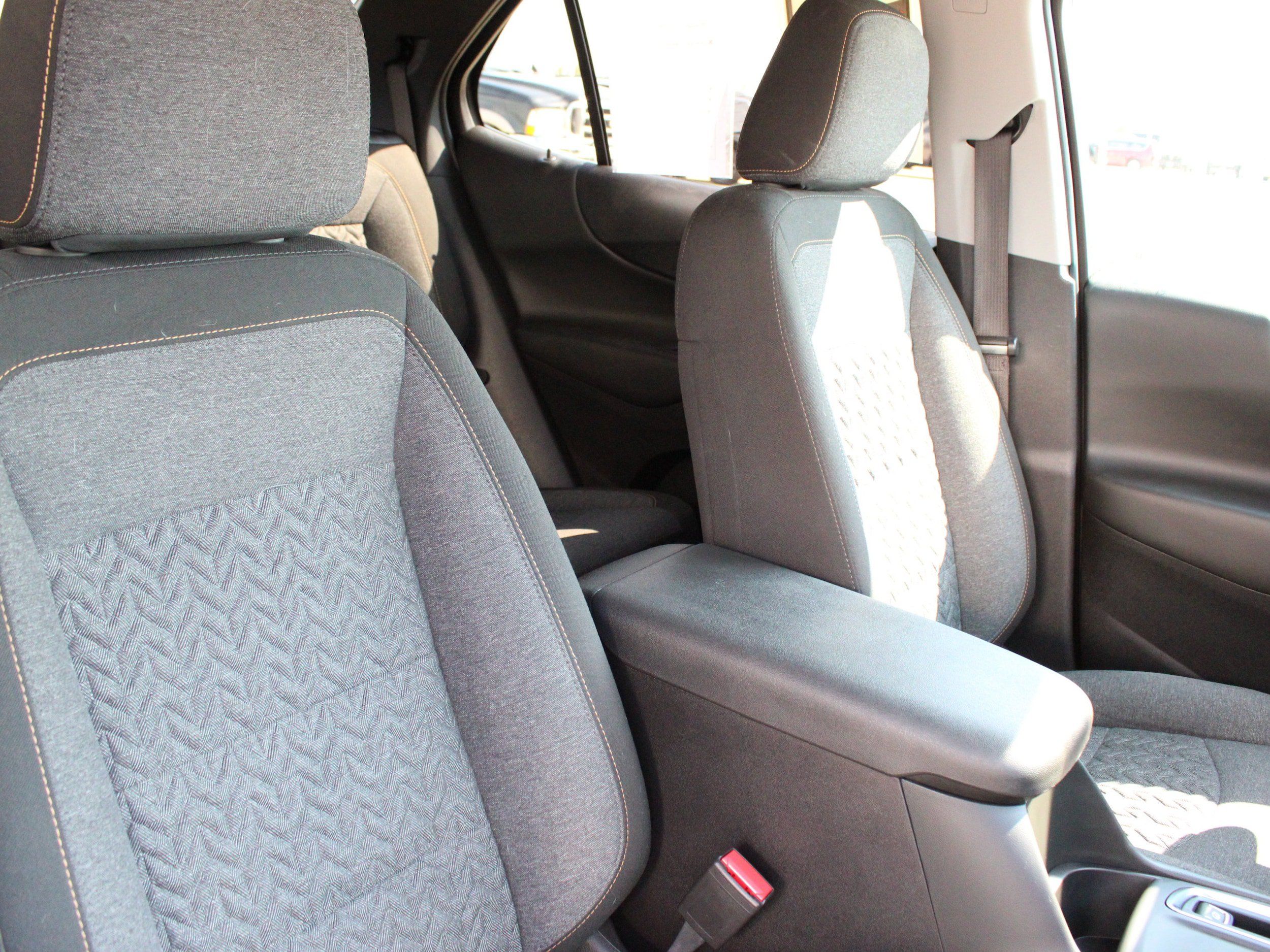 Used 2023 Chevrolet Equinox LT FWD image 38