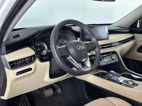 Used 2023 INFINITI QX60 Pure FWD image 4
