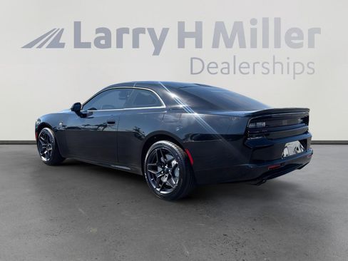 New 2026 Dodge Charger Scat Pack w/ Blacktop Package AWD/4WD image 4