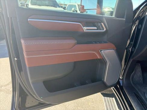 Used 2024 GMC Sierra 2500 Denali Ultimate w/ Max Trailering Package image 19