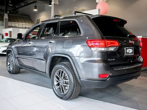 Used 2019 Jeep Grand Cherokee Limited w/ Luxury Group II image 7