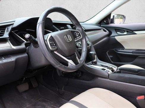 Used 2019 Honda Civic EX image 12