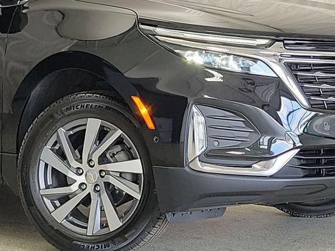 Certified 2023 Chevrolet Equinox Premier AWD/4WD image 2