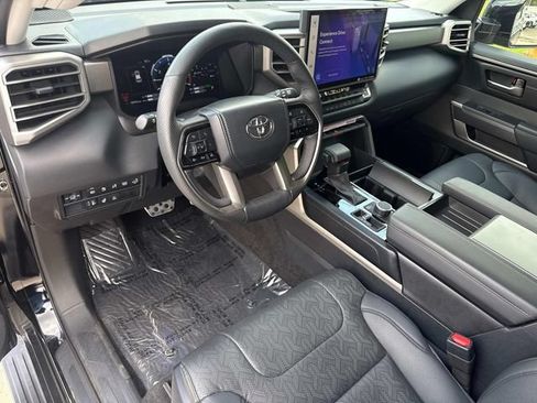 Used 2024 Toyota Sequoia SR5 w/ SR5 Premium Package AWD/4WD image 23