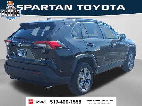 Used 2025 Toyota RAV4 LE AWD/4WD image 6