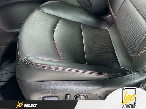 Used 2022 Chevrolet Equinox RS w/ RS Leather Package image 19