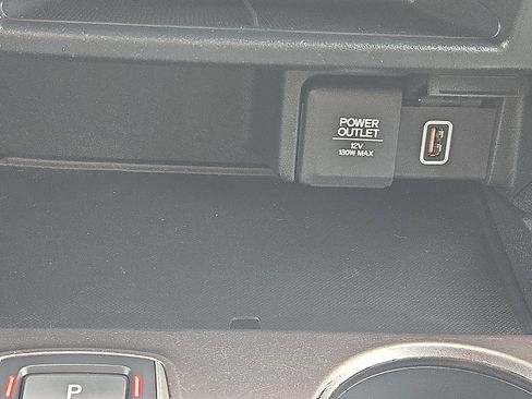 Certified 2022 Honda Pilot Sport image 23