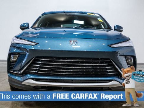 Used 2024 Buick Envista Preferred w/ Convenience II Package image 2