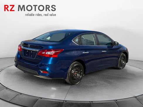 Used 2019 Nissan Sentra S image 5