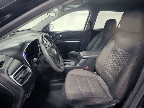 Used 2020 Chevrolet Equinox LT image 3