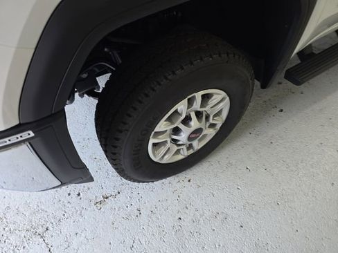 New 2025 GMC Sierra 2500 Pro w/ Convenience Package image 9