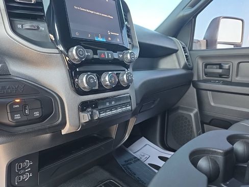 Used 2026 RAM 4500 Tradesman w/ Chrome Appearance Group AWD/4WD image 16