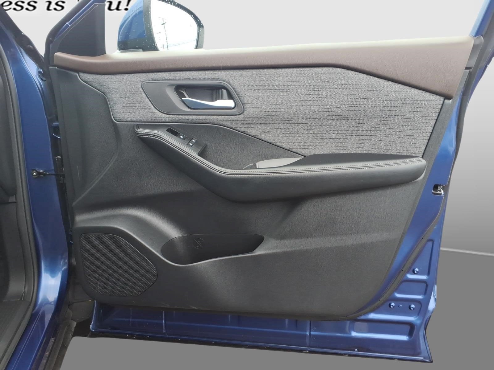 Certified 2023 Nissan Rogue SV AWD/4WD image 30