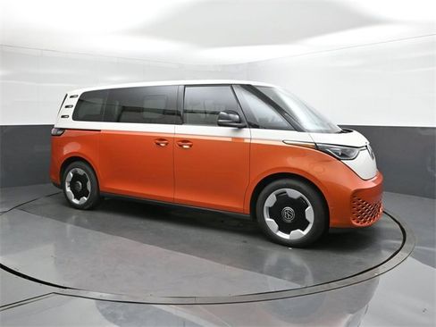 New 2025 Volkswagen ID. Buzz Pro S Plus image 17