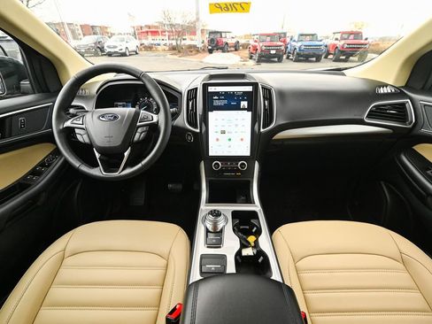 Certified 2024 Ford Edge SEL w/ Convenience Package image 31
